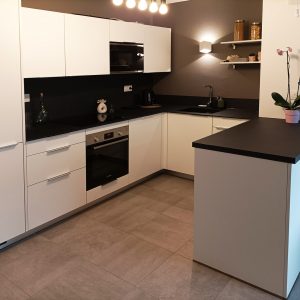 Cuisine en U à Montbrison